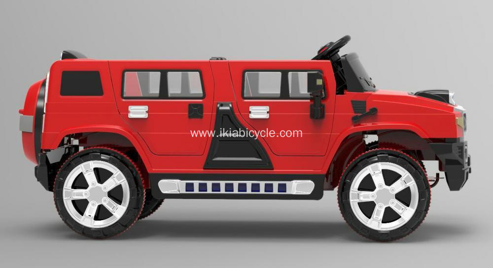 Ọkọ ayọkẹlẹ itanna Red Color Ride lori ọkọ ayọkẹlẹ
